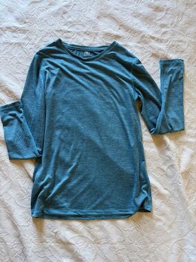 Athletic Works Striped Teal Blue Long Sleeve Top
